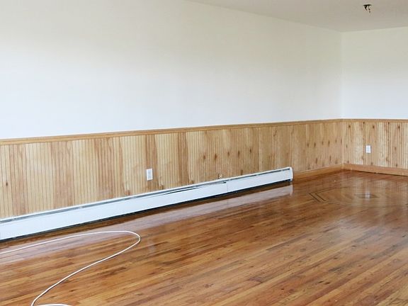 3rd image of 1202 Bergen Ave APT 2