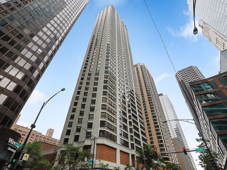 1st image of 900 W Lakeside Pl APT 5