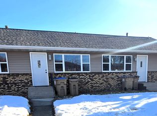 2044 8th St NW, Minot, ND 58703