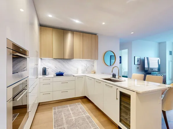 240 Devonshire St #U3814, Boston, MA 02110