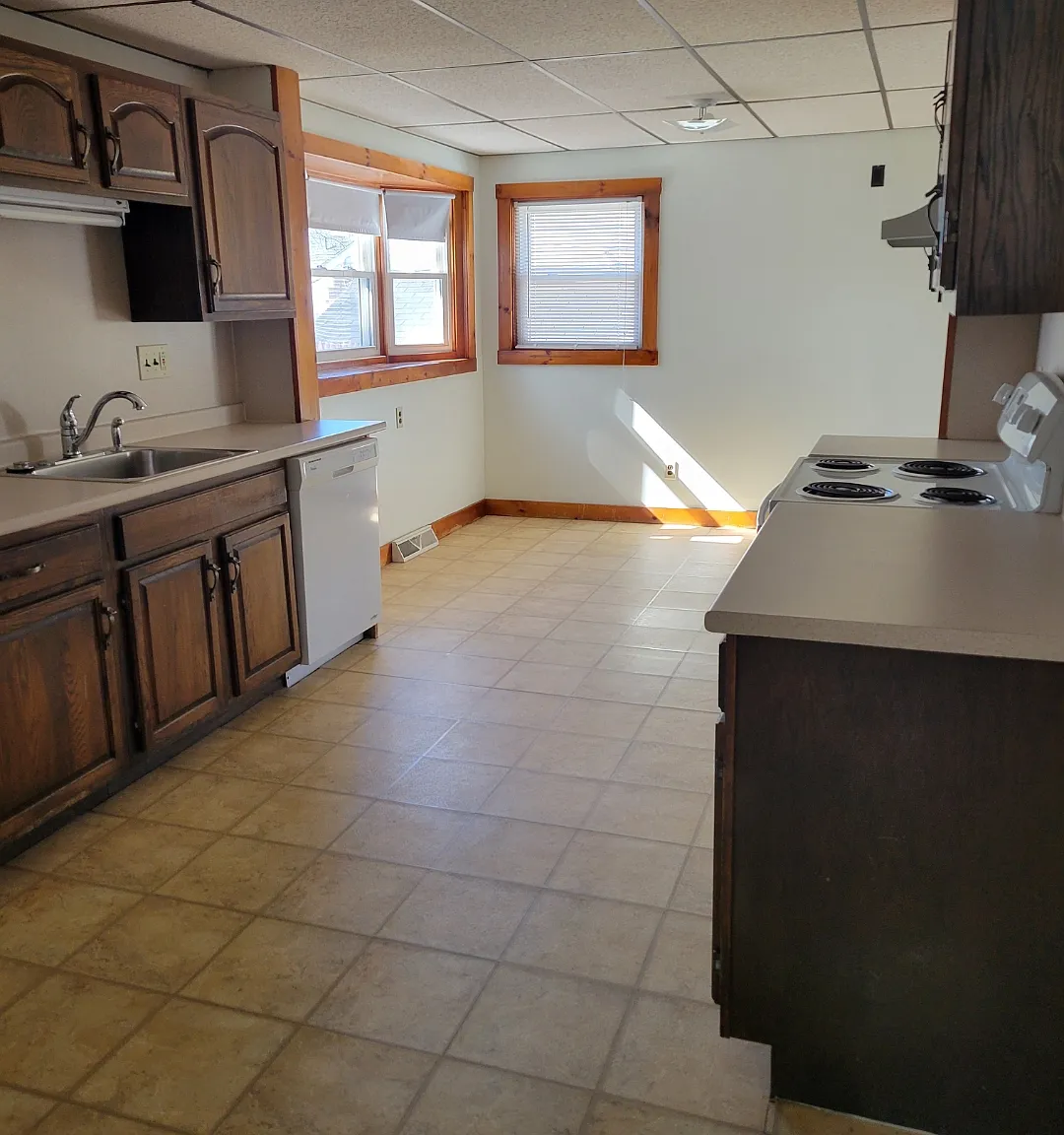 2 bed, 1500 sqft, $2,450 — Photo 2