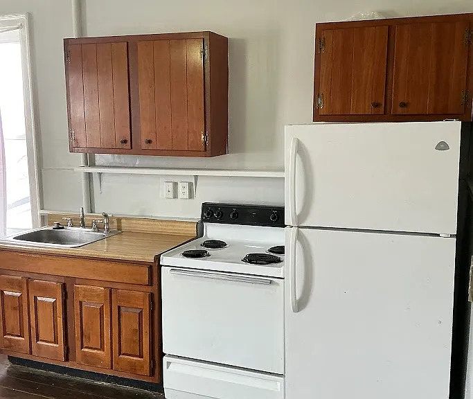 109 S Morton Ave #B — Photo 12