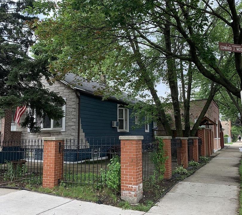 1st image of 3802 S Sacramento Ave