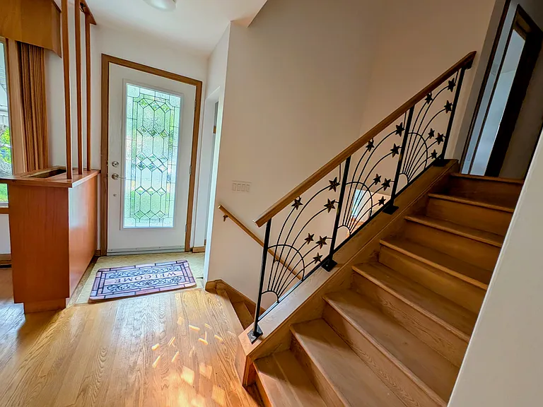 447 Raquette St — Photo 7