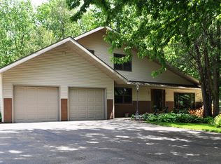N9220 French Rd, Seymour, WI 54165