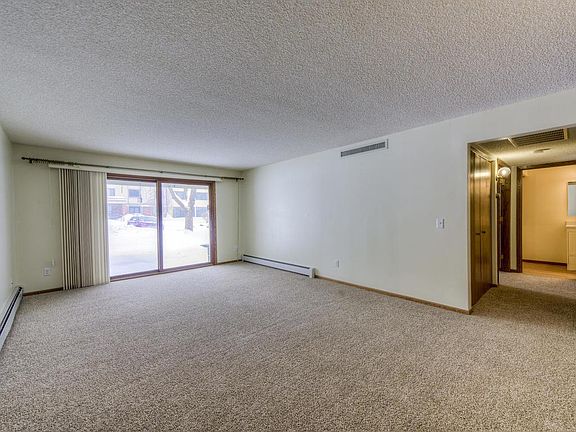 5th image of 10600 43rd Ave N APT 104
