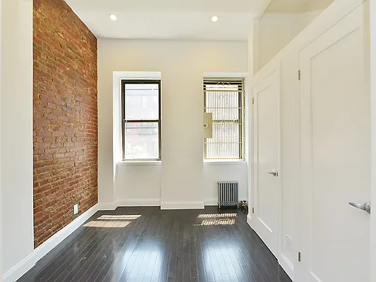 Rented by Cooper & Cooper Real Estate | media 14