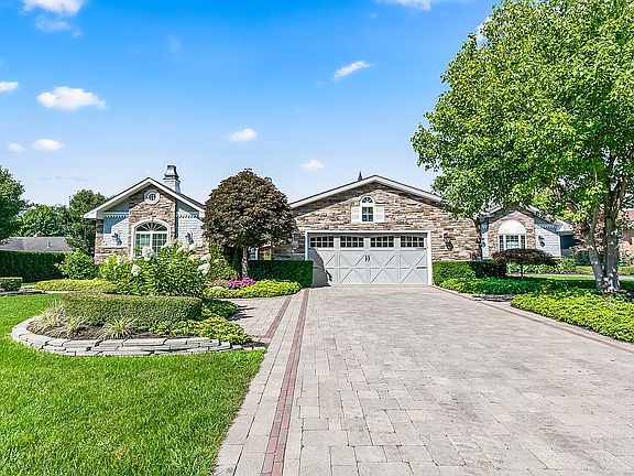3rd image of 3767 Carrie Ln