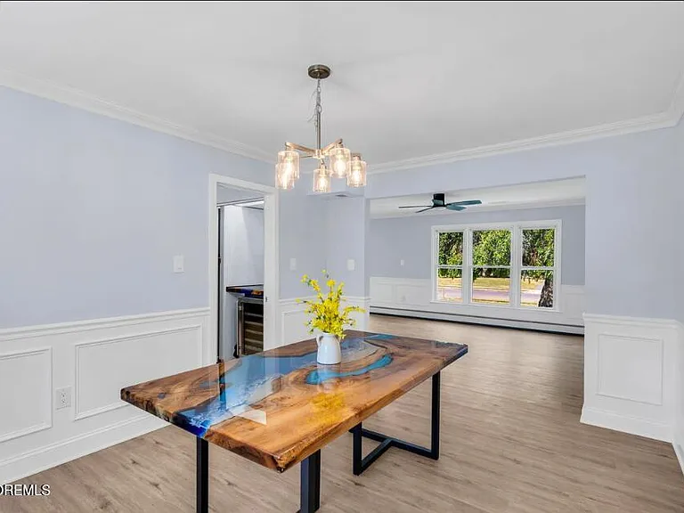 30 Belmont Ave — Photo 15