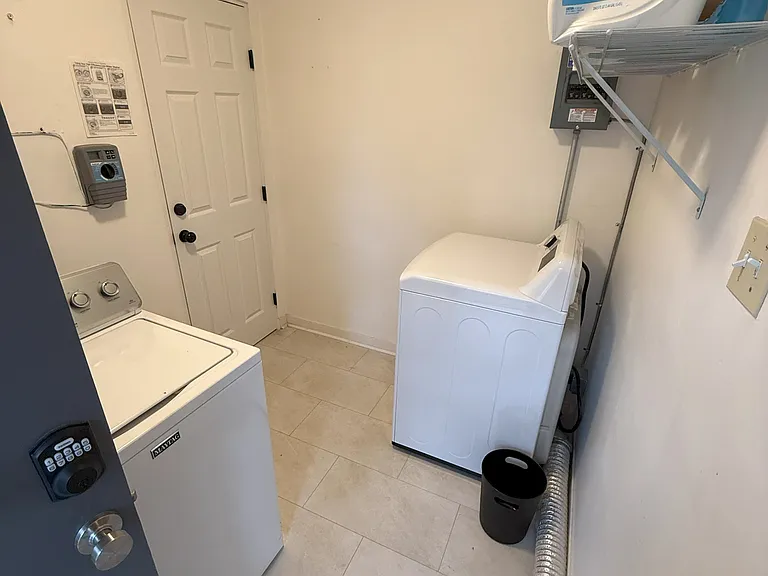 4614 Grand Ave NE #A — Photo 21