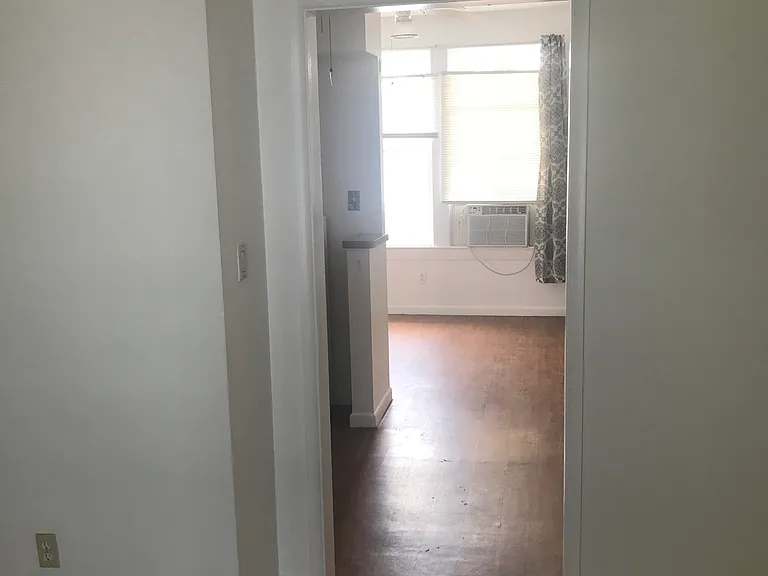 825B Eaton St #B — Photo 12