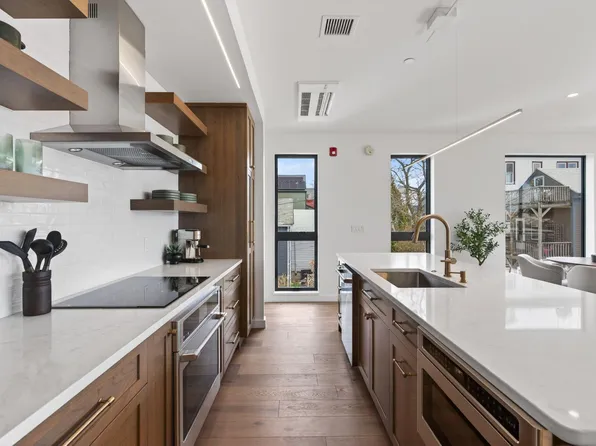 58 Cumberland Avenue #5, Portland, ME 04101