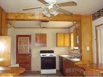 3rd image of 616 Yucatan Dr