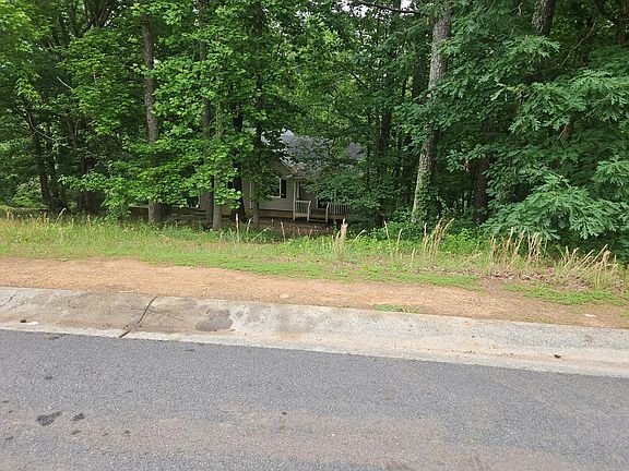 2nd image of 17 Wetlands Rd