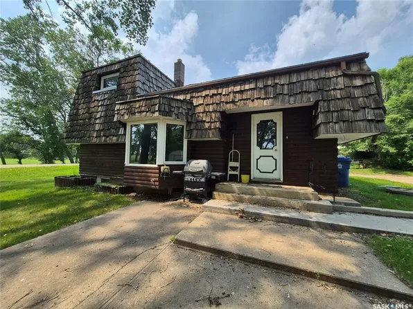 413 Peterson AVENUE, Radville, SK S0C 2G0