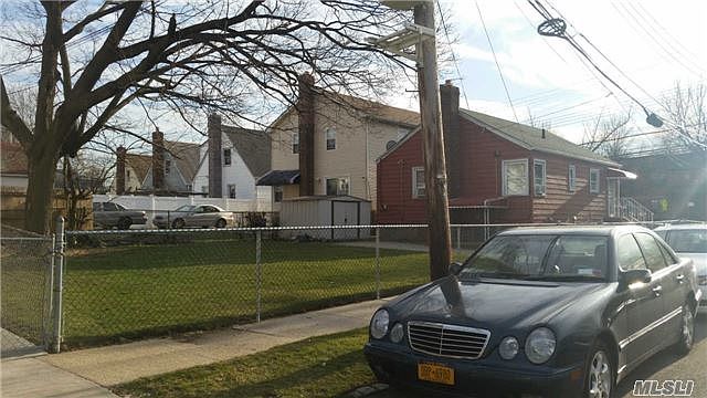 2nd image of 12025 Farmers Blvd