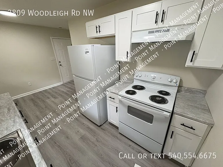 3809 Woodleigh Rd NW — Photo 8