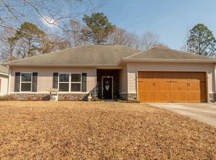 112 Wood Oaks Ct, Picayune, MS 39466
