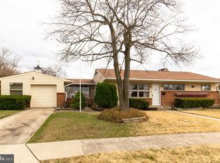 2424 Woodcroft Rd, Parkville, MD 21234