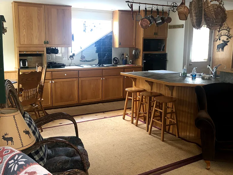 6 Center St #2 — Photo 8