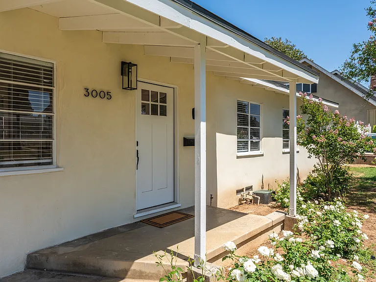 3005 Bautista St — Photo 21