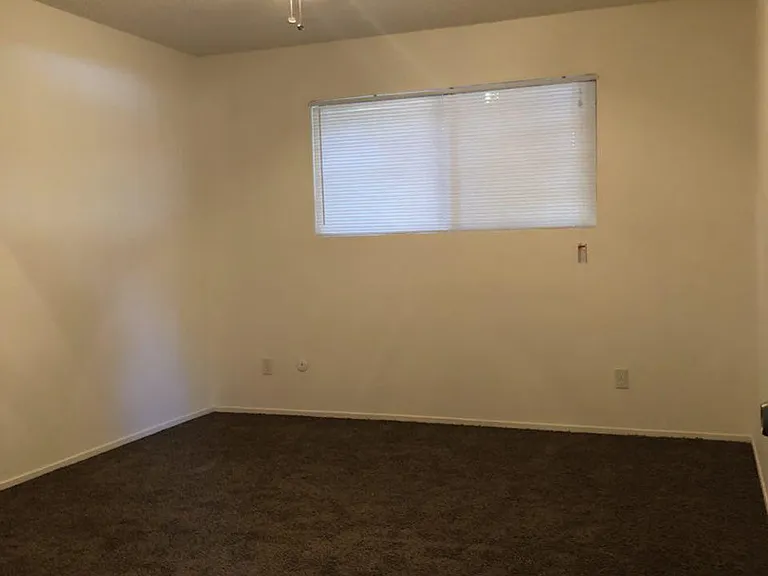 1220 N Sylmar Ave — Photo 8