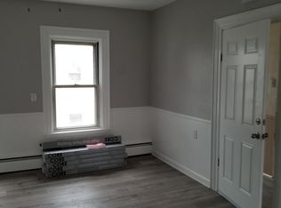 10 Evaleen St #2F, Central Falls, RI 02863