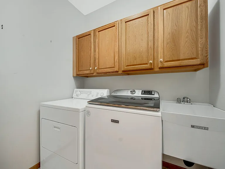107 County Road F W — Photo 23