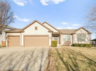 9324 Kenton St, Lenexa, KS 66227