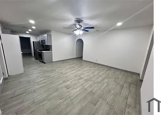 6012 Highcrest Dr — Photo 17
