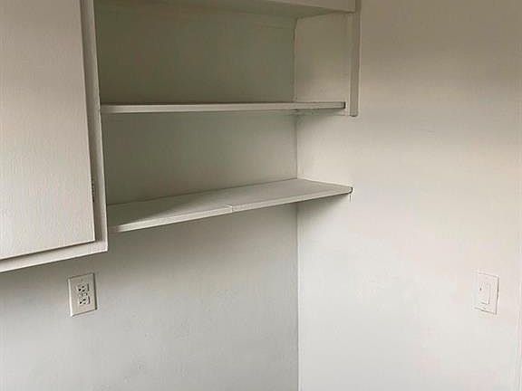 4th image of 13505 Harold Ave