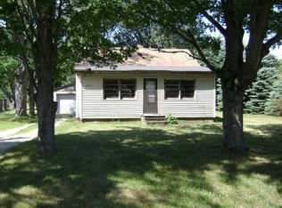 4441 S Sheridan Rd, Muskegon, MI 49444