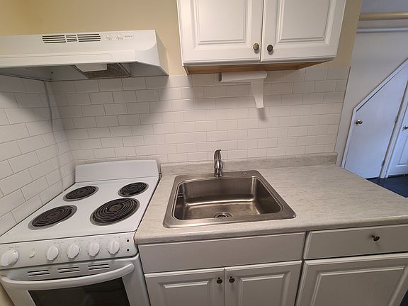 4th image of 37-13 65th St Floor 1