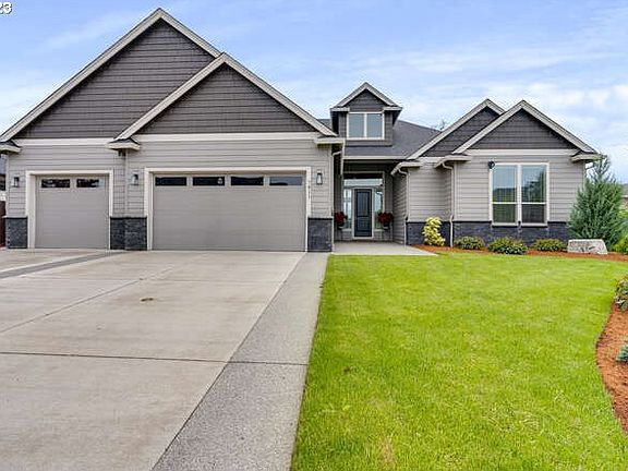 3rd image of 7811 NE 186th Ave