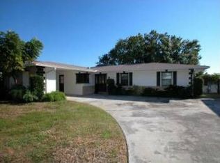 8430 Boxwood Dr, Tampa, FL 33615