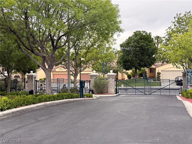 3141 Diamond Crest Ln — Photo 3