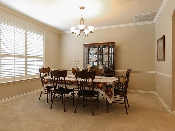 5th image of 4129 Saltburn Dr