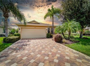 1944 Sterling Glen Ct, Sun City Center, FL 33573