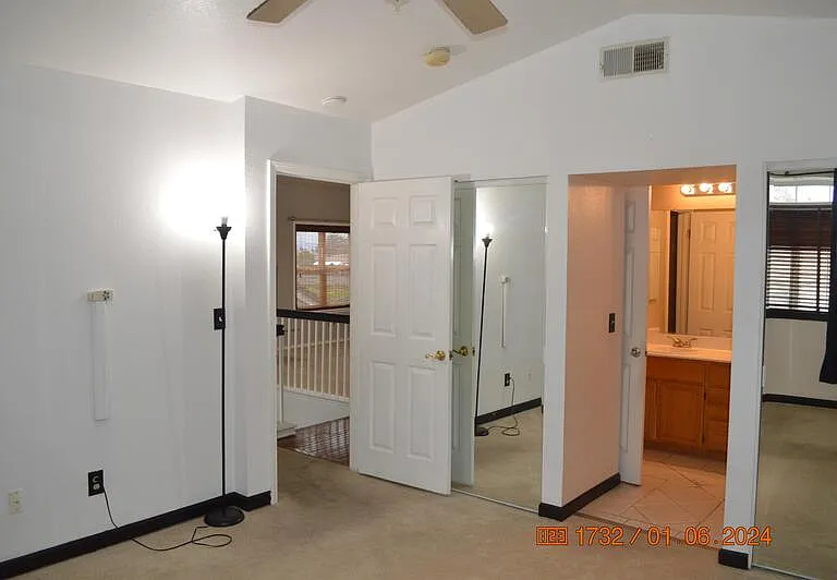 1561 Spring Ct — Photo 35
