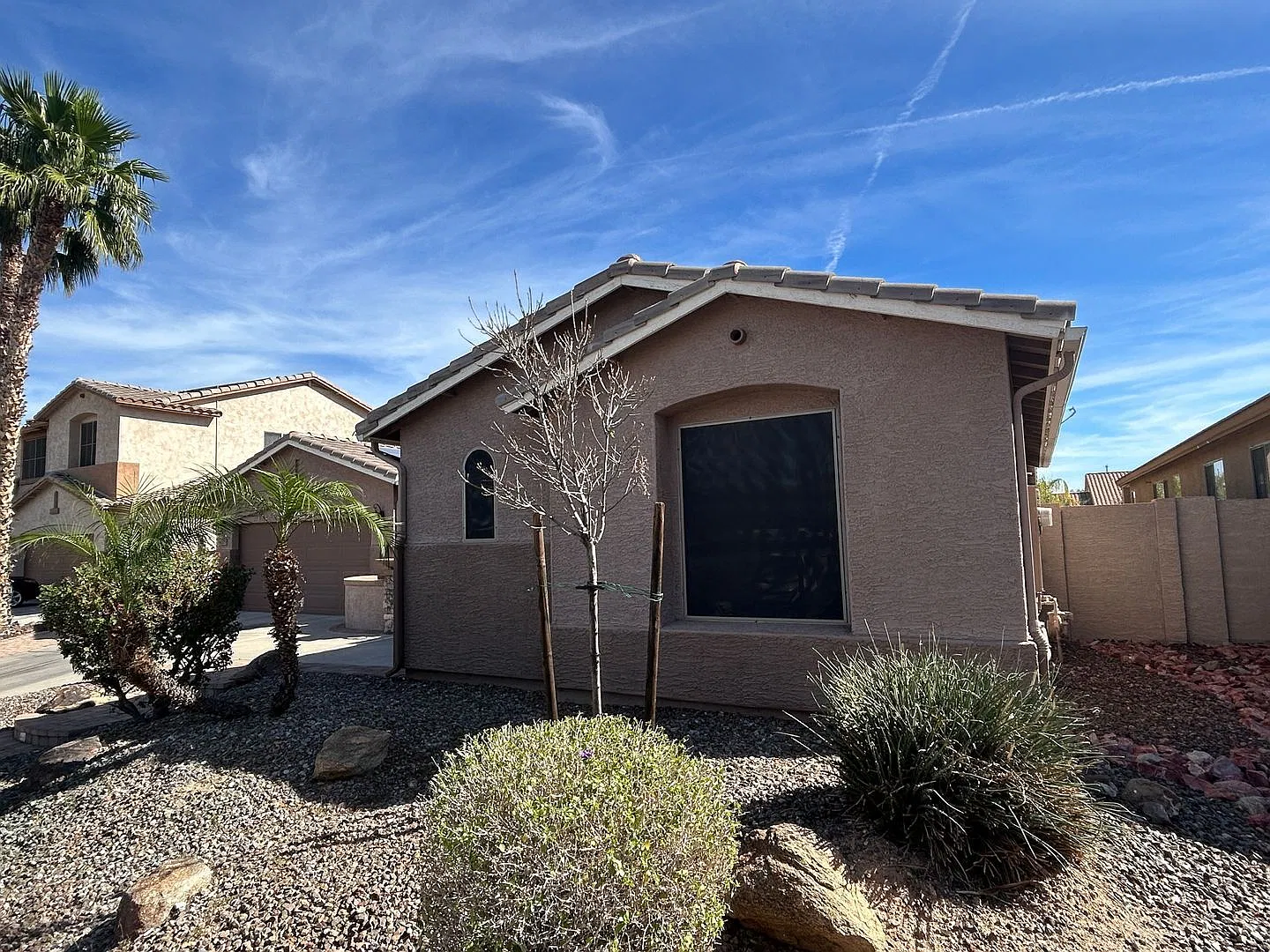 3 bed, 2.5 bath, 2602 sqft, $2,799 — Photo 2