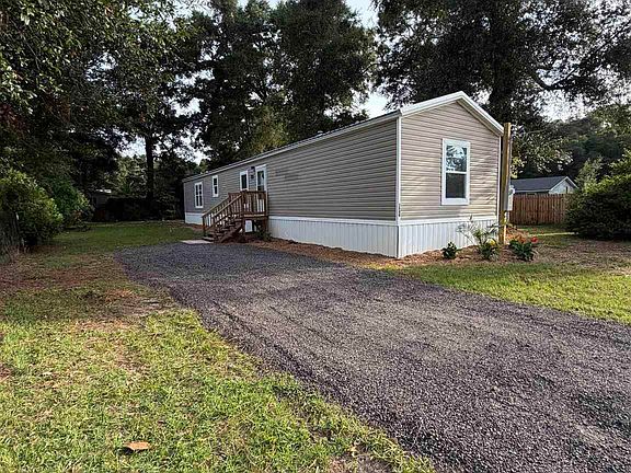 2nd image of 6225 Goliath Rd