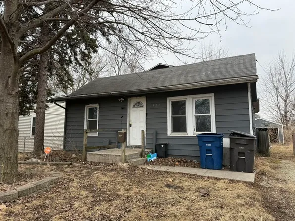 1820 E 25th St, Des Moines, IA 50317