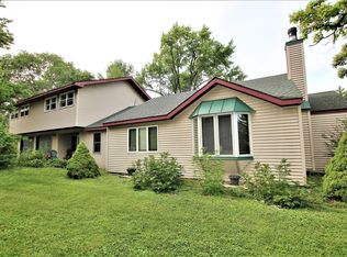 35W252 Country School Rd, Dundee, IL 60118