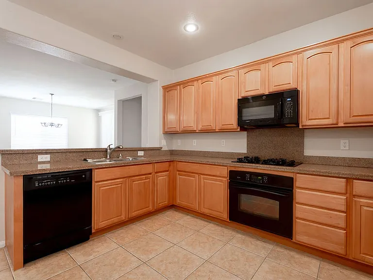 4433 Weitzman Pl — Photo 23
