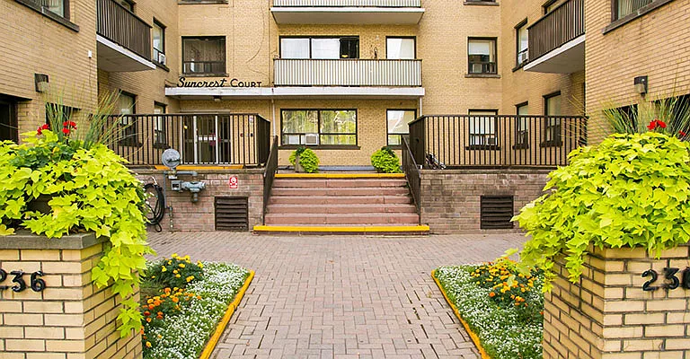 236 Vaughan Rd — Photo 1