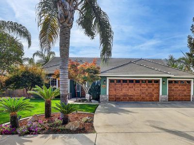939 E La Salle Avenue, Visalia, CA, 93292