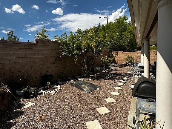 5th image of 4535 Cape Elizabeth St