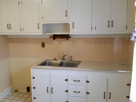 2nd image of 335 Ogara Ave