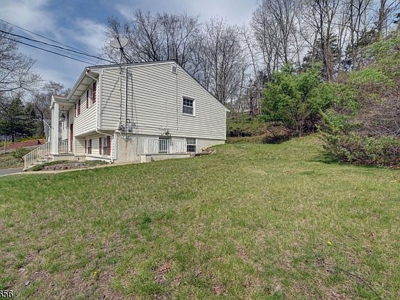 2nd image of 1006 Black Oak Ridge Rd