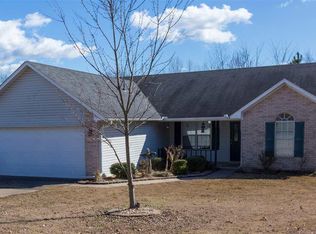 1821 Pine Cir, Bryant, AR 72022